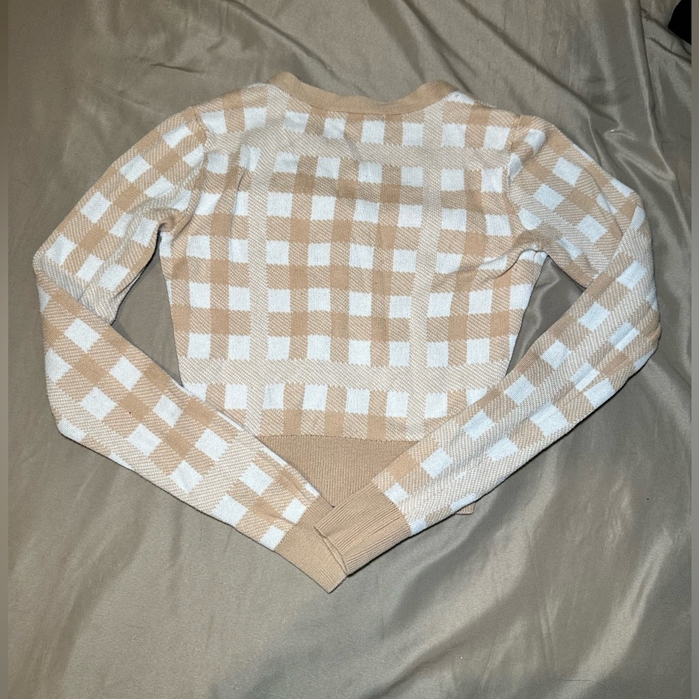 Cardigan - Picture 2 of 2